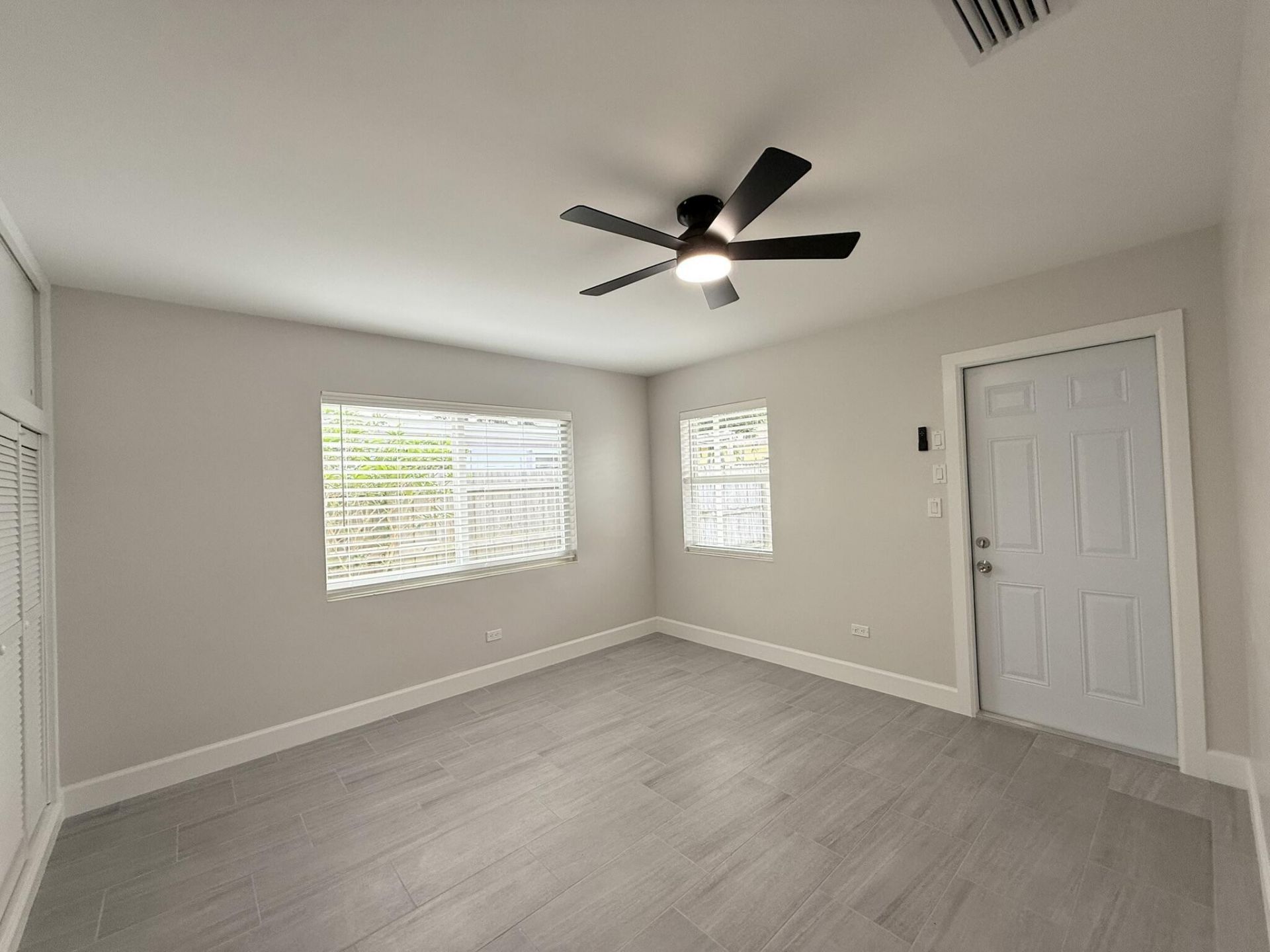 1405 N J Terrace, Lake Worth Beach, FL 33460 Photo