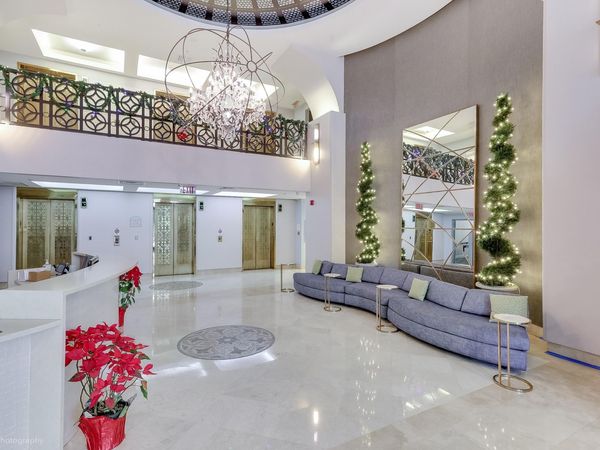 255 Evernia Street, Unit 1008, West Palm Beach, FL 33401