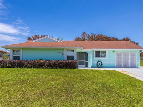 2073 SE Rainier Road, Port St. Lucie, FL 34952