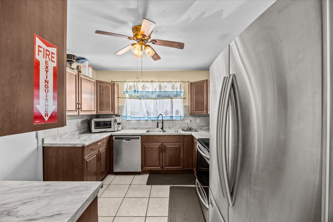 2073 SE Rainier Road, Port Saint Lucie, FL 34952 Photo
