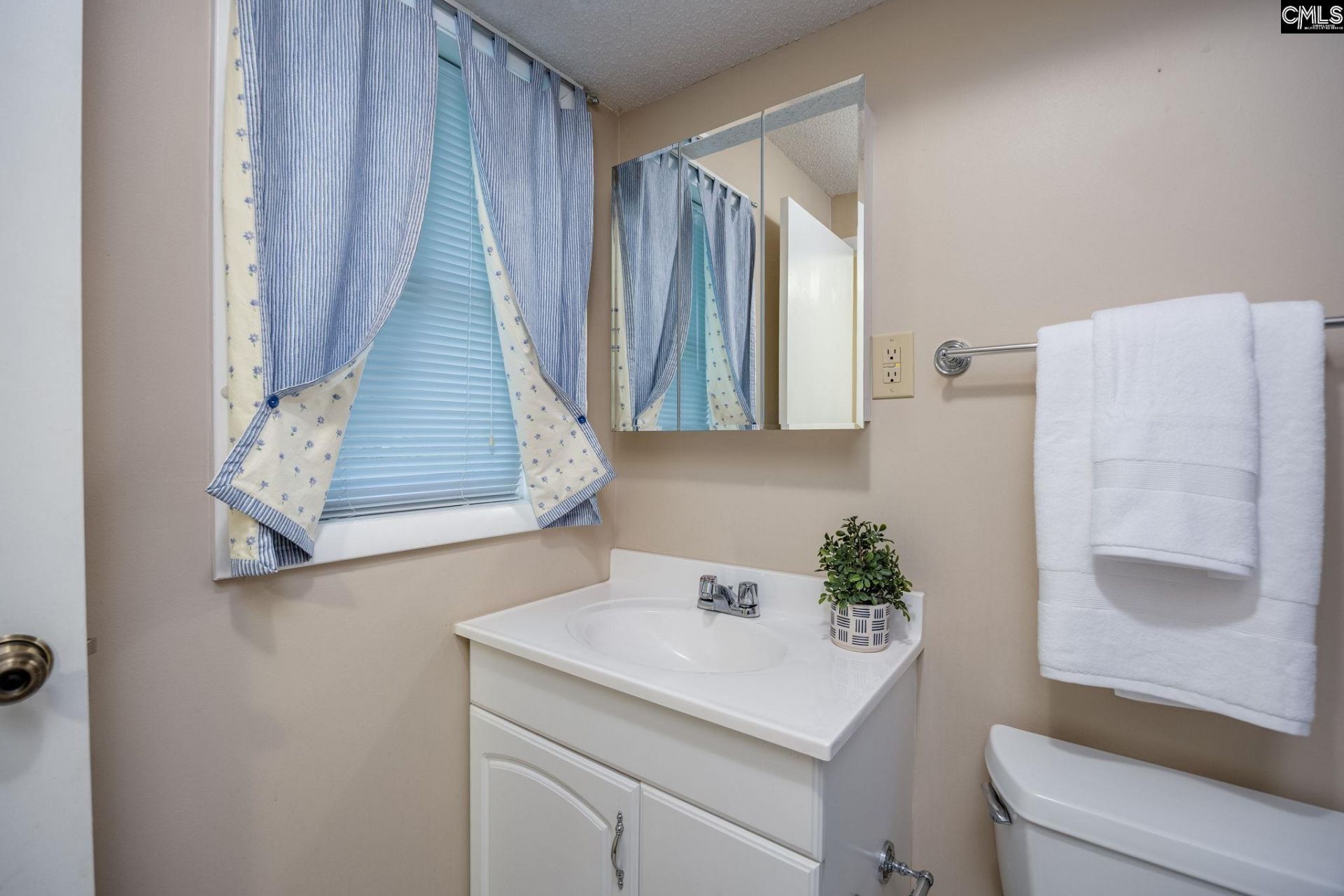 151 Eagle Chase Court  Photo 54