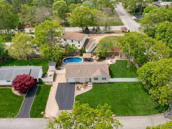 Medford, NY 11763