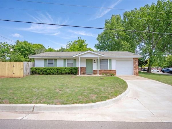 2905 Kathy Lane, Edmond, OK 73034