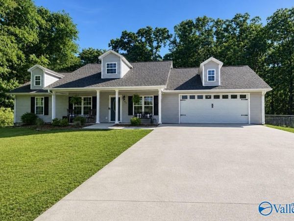 382 Solitude Avenue, Albertville, AL 35950