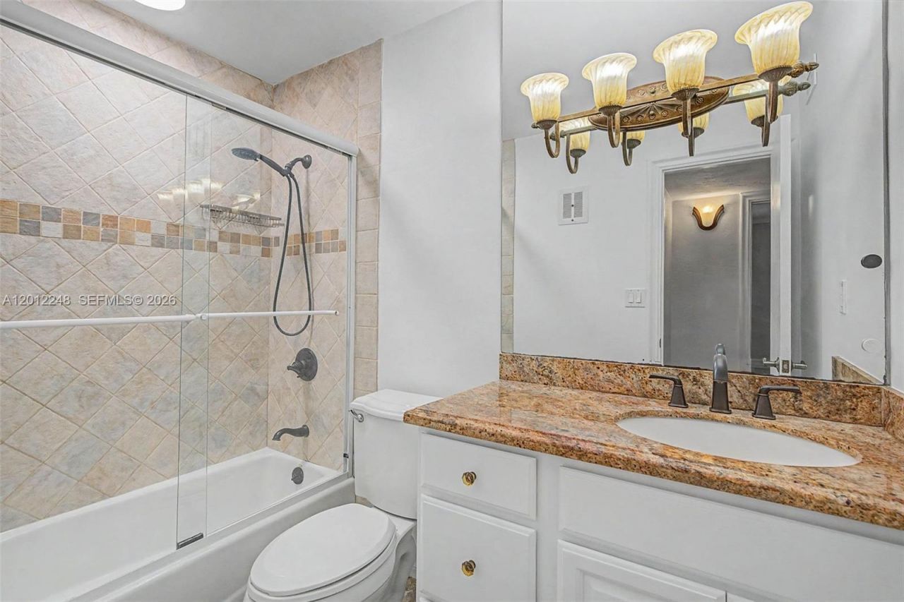 8609 SW 68th Ct , Unit 22, Pinecrest, FL 33156 Photo