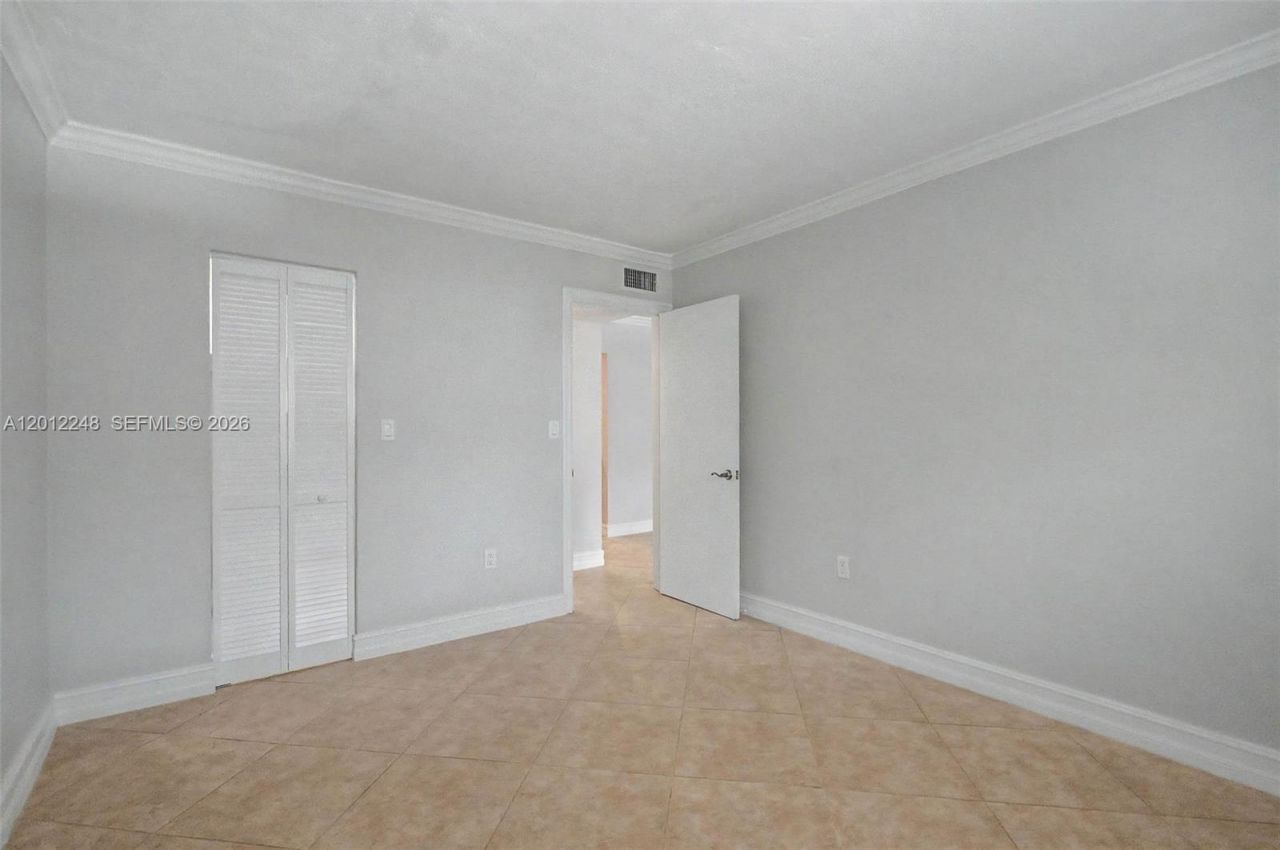 8609 SW 68th Ct , Unit 22, Pinecrest, FL 33156 Photo