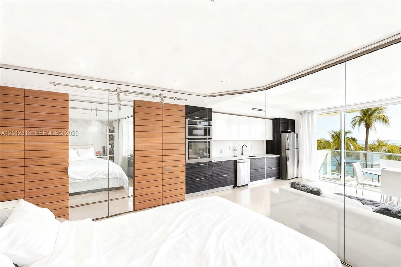 1200 West Ave, Unit 328, Miami Beach, FL 33139 Photo