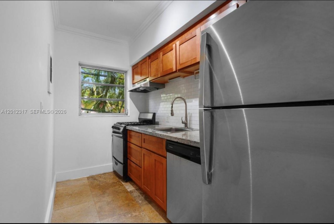 1612 Michigan Ave , Unit 11, Miami Beach, FL 33139 Photo
