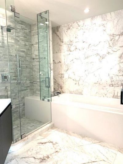 851 NE 1st Ave , Unit 2110, Miami, FL 33132 Photo