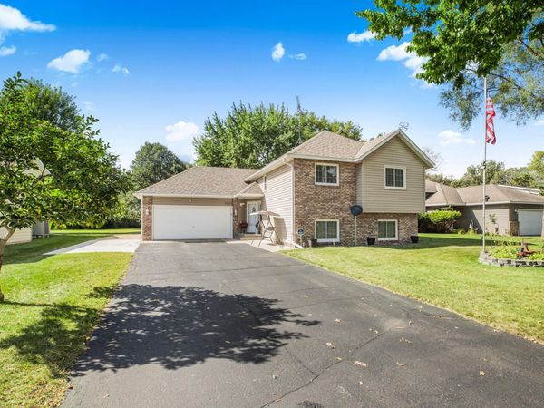 1405 36th Avenue N, Saint Cloud, MN 56303