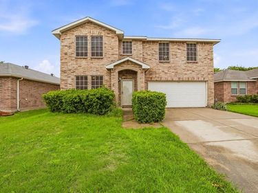 16617 Woodside Drive, Fort Worth, TX 76247