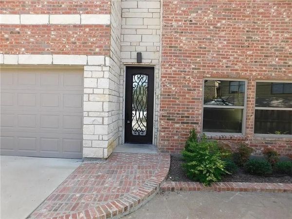 2240 Jackson Circle , Carrollton, TX 75006