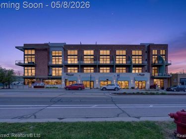 211 E 9 Mile Road, Ferndale, MI 48220