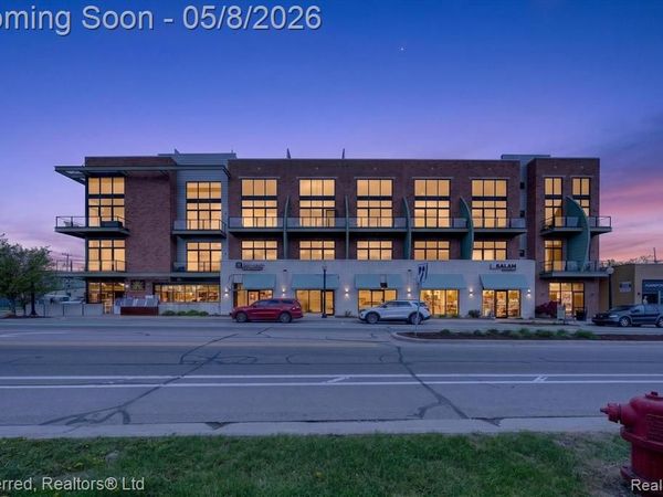 211 E 9 Mile Road, Ferndale, MI 48220