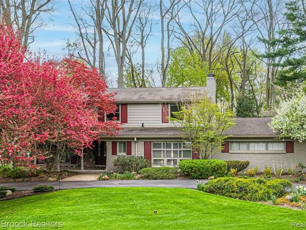 25933 Hersheyvale Drive, Franklin Vlg, MI 48025