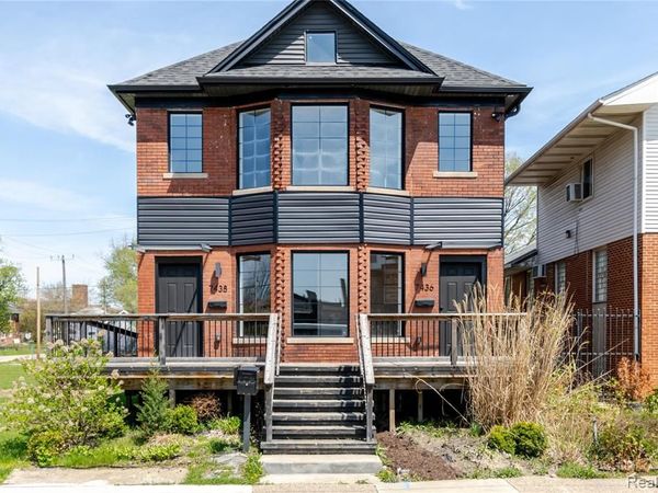 7436 Oakland Street , Detroit, MI 48211