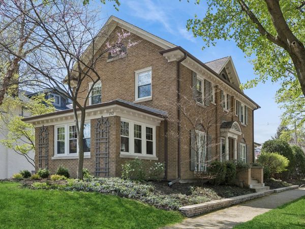 752 Lathrop Avenue, River Forest, IL 60305