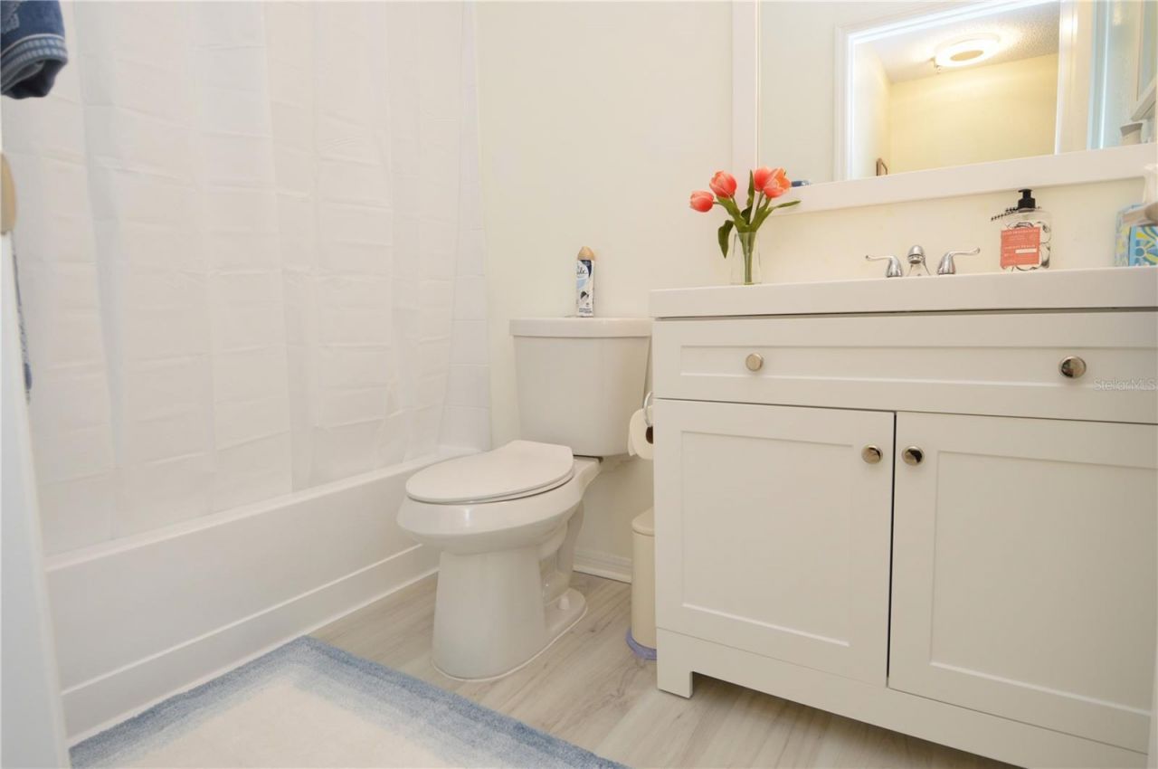 10263 Gandy Boulevard N, Unit 414, Saint Petersburg, FL 33702 Photo