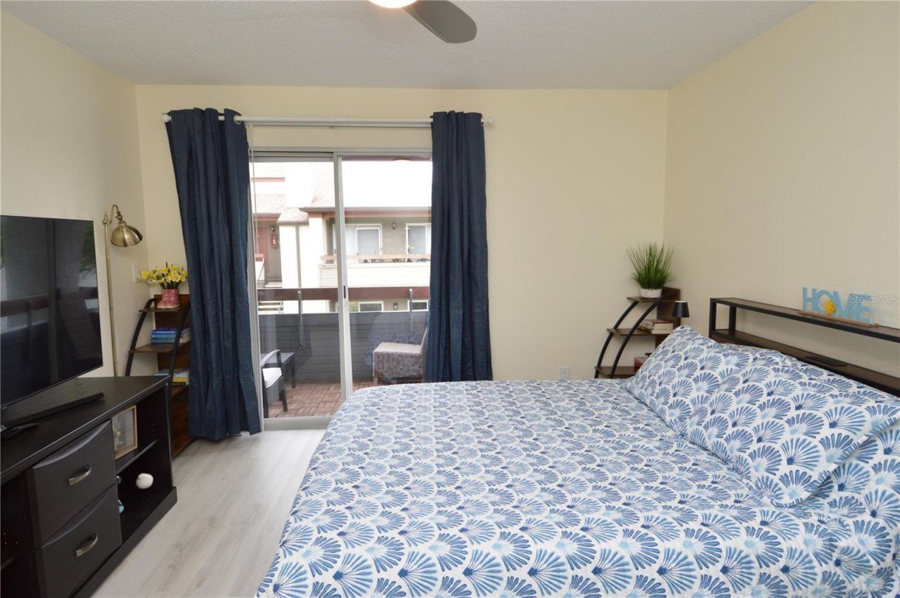10263 Gandy Boulevard N, Unit 414, Saint Petersburg, FL 33702 Photo