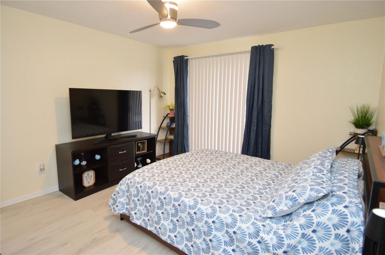 10263 Gandy Boulevard N, Unit 414, Saint Petersburg, FL 33702 Photo