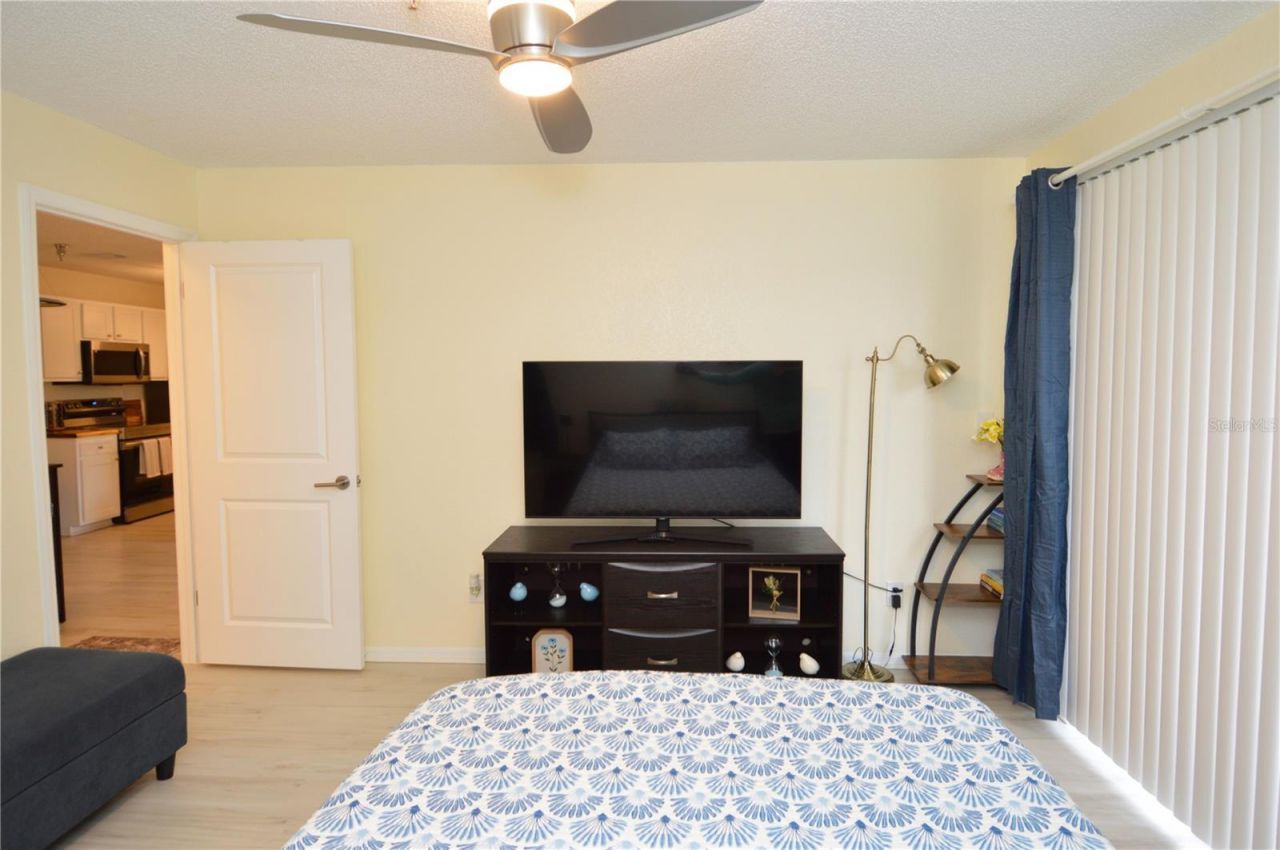 10263 Gandy Boulevard N, Unit 414, Saint Petersburg, FL 33702 Photo