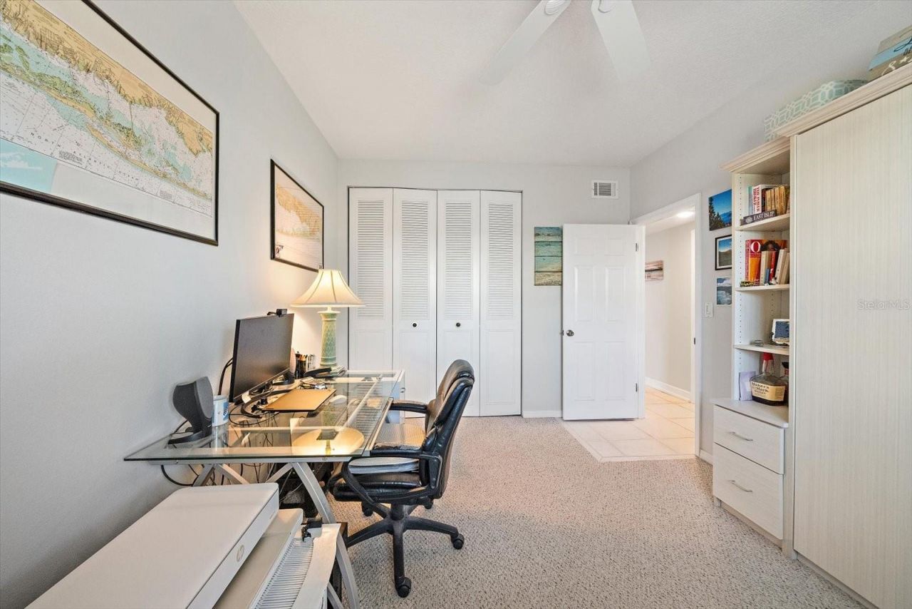 5940 Driftwood Avenue, Unit 15, Sarasota, FL 34231 Photo