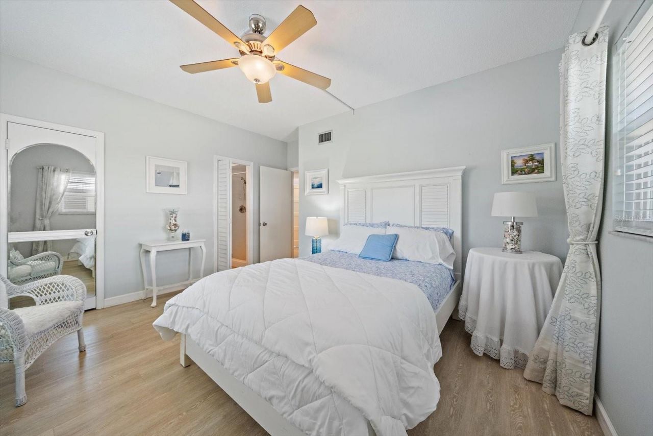 5936 Driftwood Avenue, Unit 16, Sarasota, FL 34231 Photo