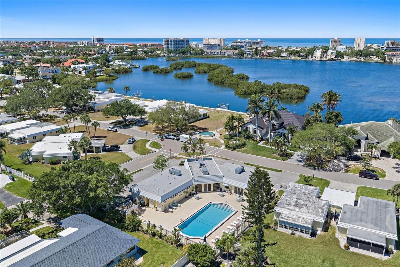 5936 Driftwood Avenue, Unit 16, Sarasota, FL 34231 Photo