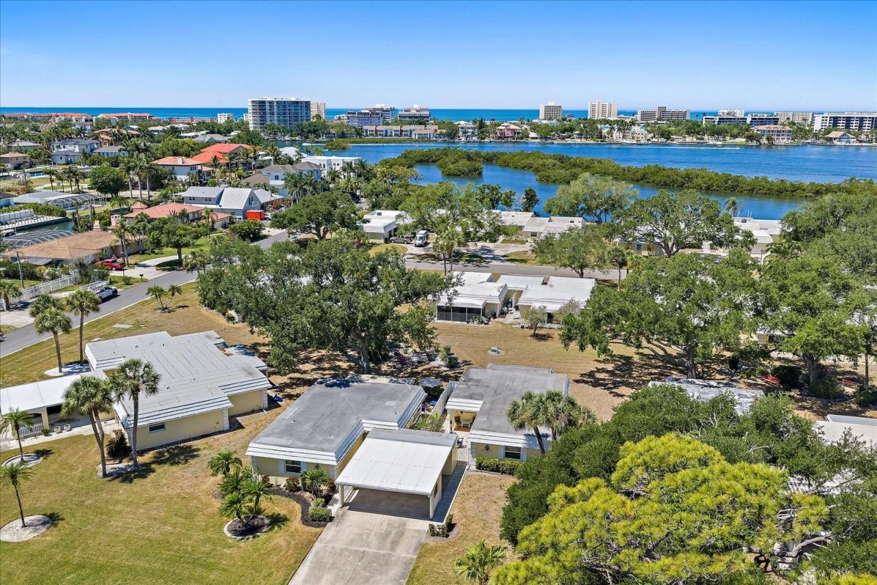 5936 Driftwood Avenue, Unit 16, Sarasota, FL 34231 Photo