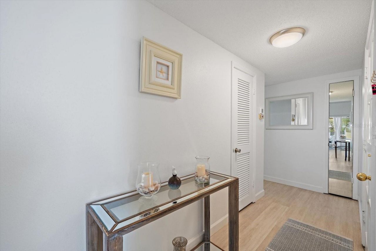 5936 Driftwood Avenue, Unit 16, Sarasota, FL 34231 Photo