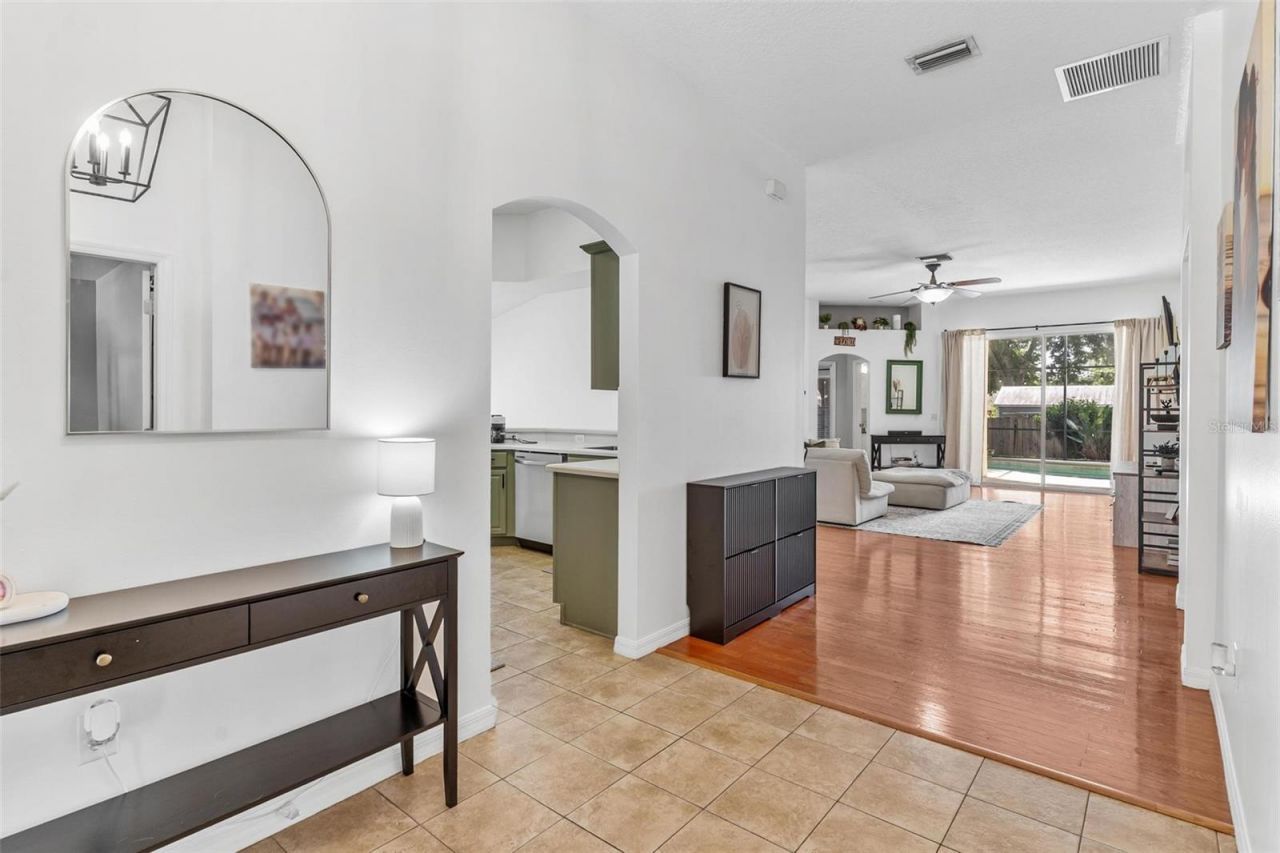 10342 Pleasant View Drive, Leesburg, FL 34788 Photo
