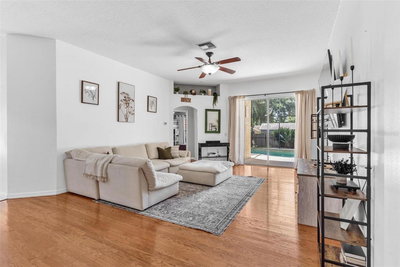 10342 Pleasant View Drive, Leesburg, FL 34788 Photo