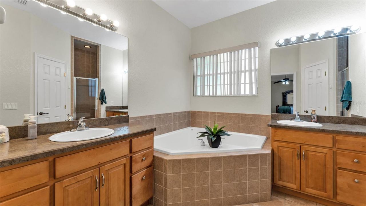 112 Bentley Oaks Boulevard, Auburndale, FL 33823 Photo