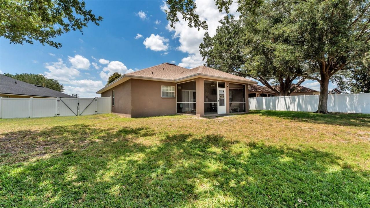 112 Bentley Oaks Boulevard, Auburndale, FL 33823 Photo