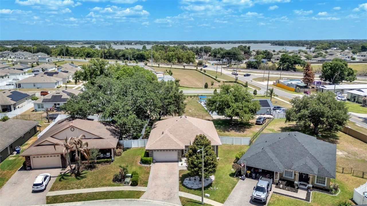 112 Bentley Oaks Boulevard, Auburndale, FL 33823 Photo