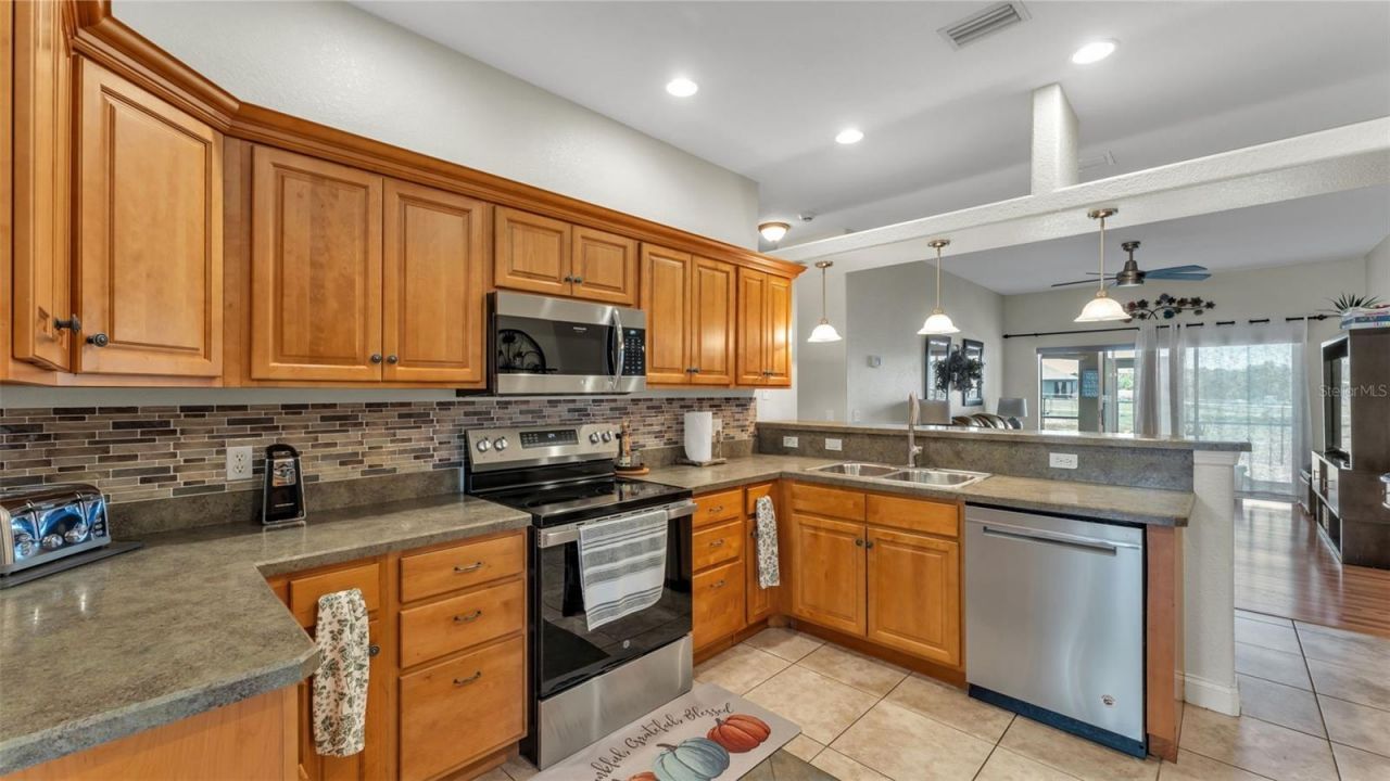 112 Bentley Oaks Boulevard, Auburndale, FL 33823 Photo