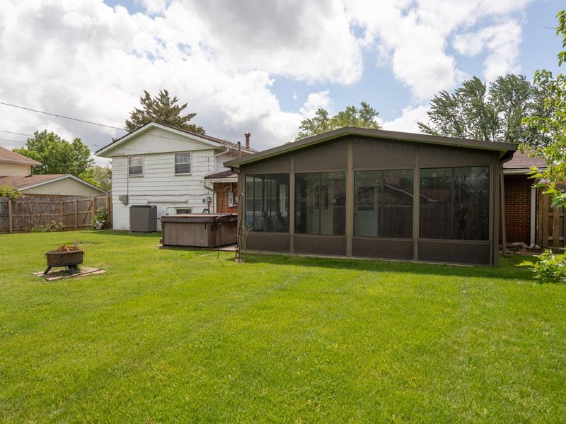 281 Fairway Drive, Fairborn, OH 45324 Photo 7