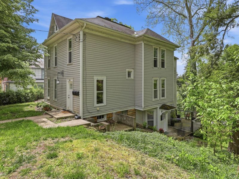 453 Burg Street, Granville, OH 43023 Photo 2
