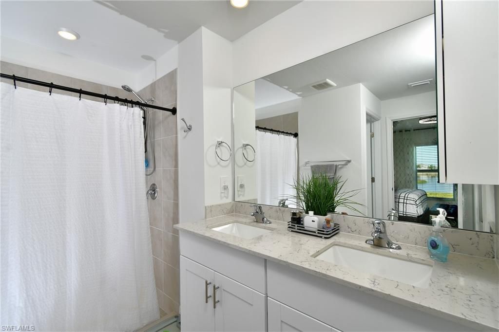 20340 Caroline Creek Pl, Lehigh Acres, FL 33974 Photo