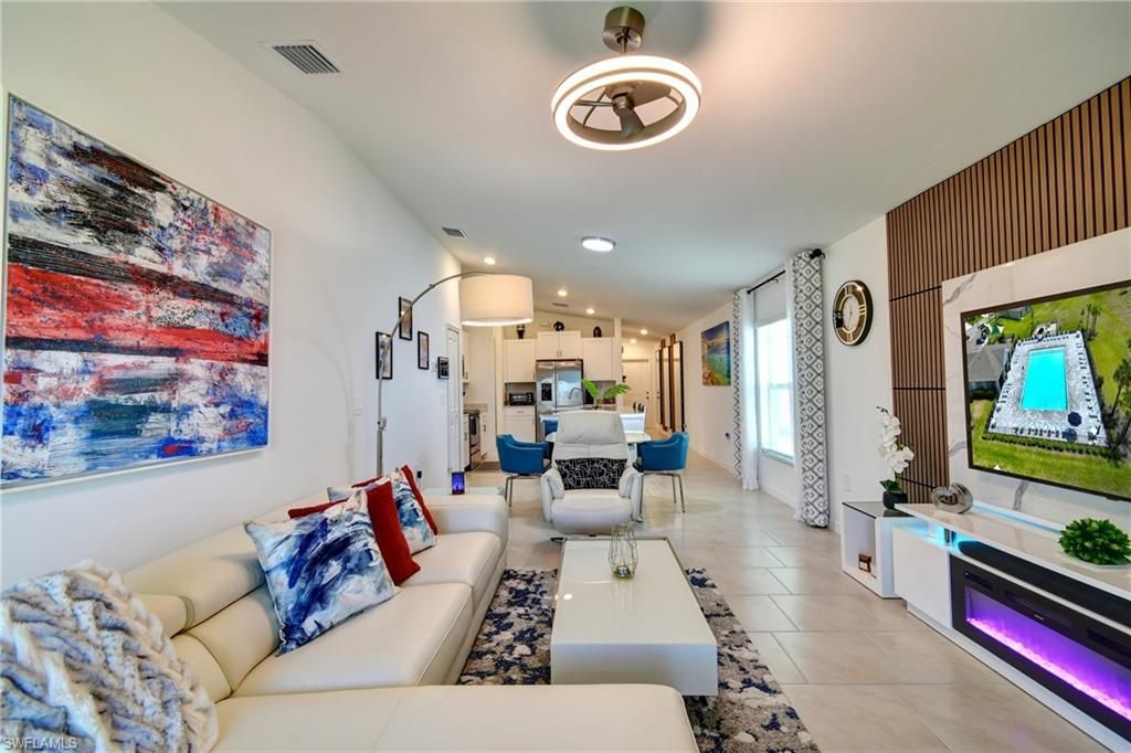 20340 Caroline Creek Pl, Lehigh Acres, FL 33974 Photo