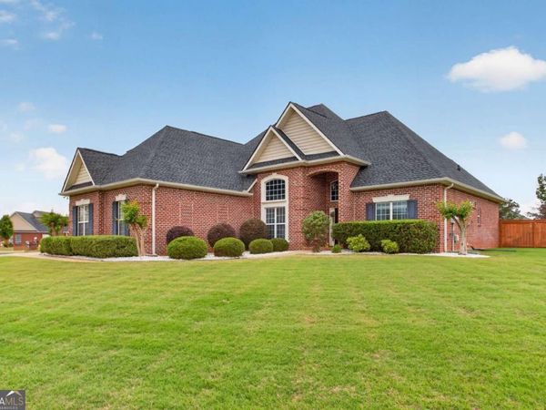 124 Flora Circle, Warner Robins, GA 31088