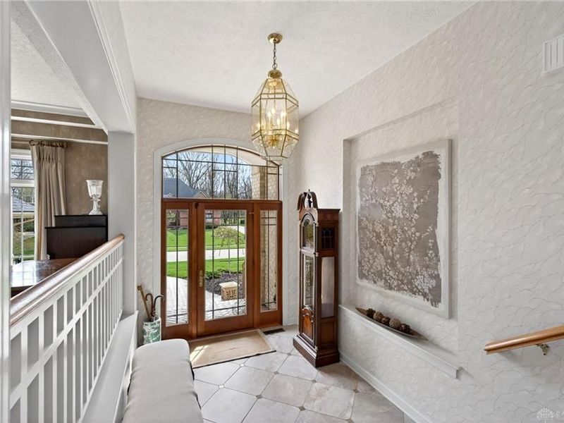 1475 Country Wood Drive, Bellbrook, OH 45440 Photo 8