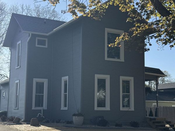122 S 1st Street, Evansville, WI 53536