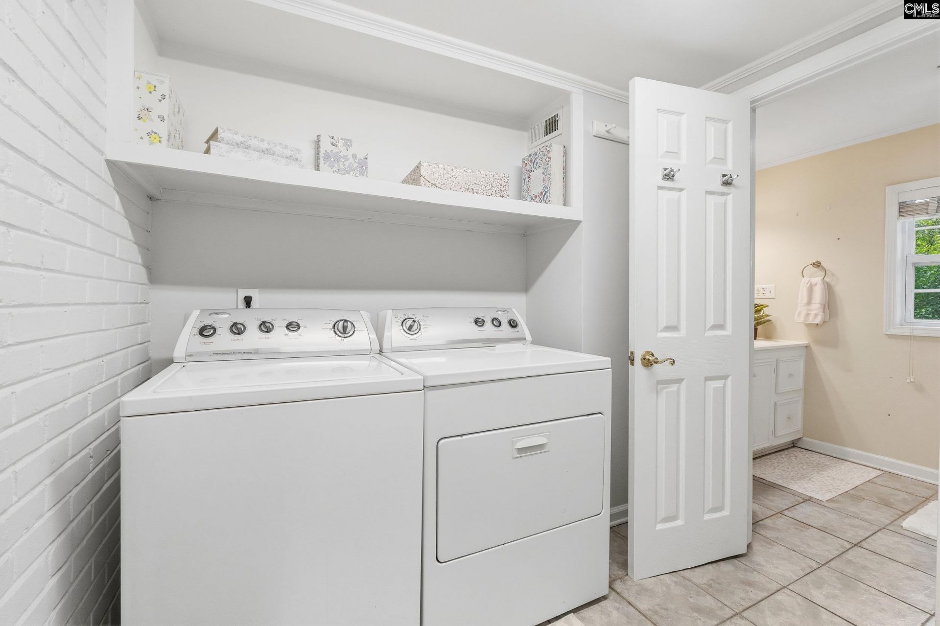 509 Byron Road Photo 10