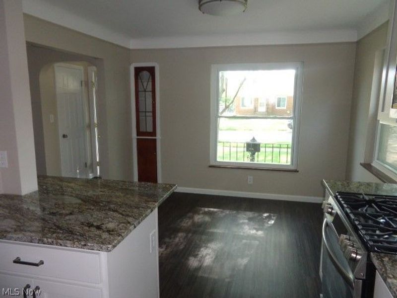 5840 Queens Highway, Parma Heights, OH 44130 Photo 10