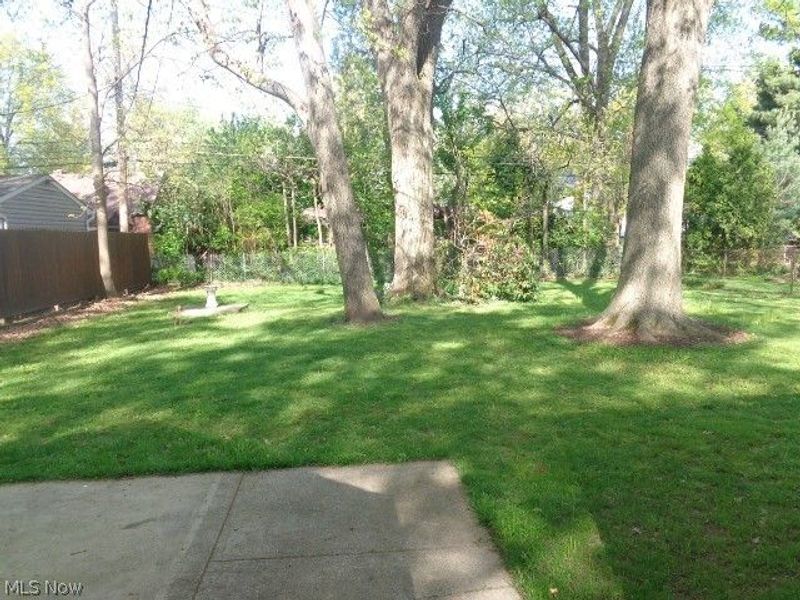 5840 Queens Highway, Parma Heights, OH 44130 Photo 3