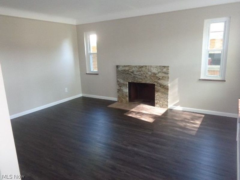5840 Queens Highway, Parma Heights, OH 44130 Photo 6