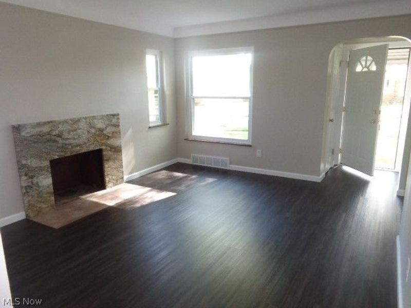 5840 Queens Highway, Parma Heights, OH 44130 Photo 7