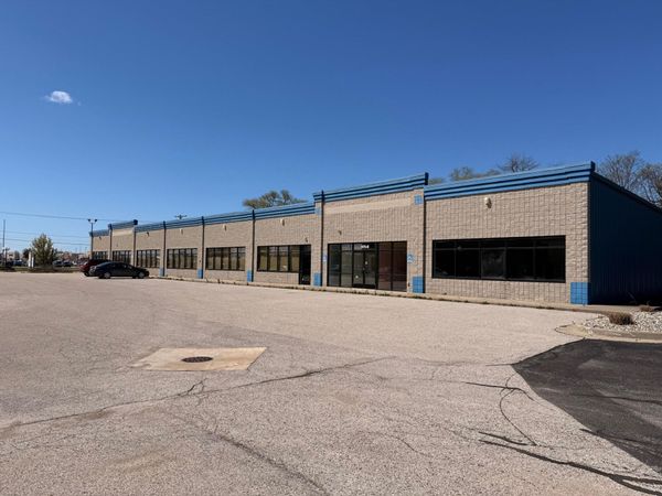 1476 E Ellis Road, Norton Shores, MI 49444