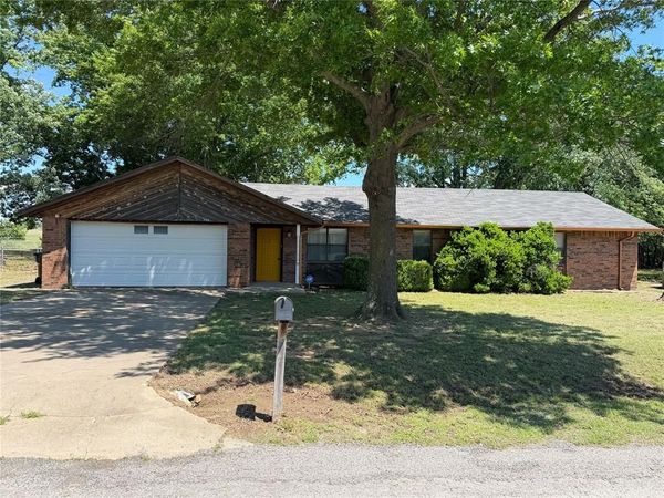 722 Arrowhead Street, Elmore City, OK 73433